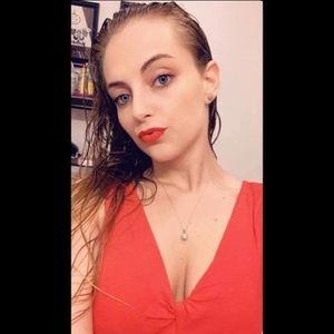 Meet your Posher, Alana